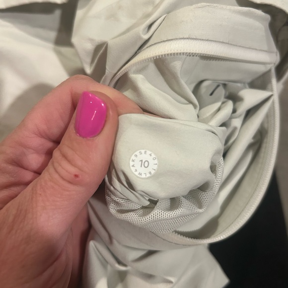 Lululemon Rain coat size 10 - Picture 11 of 11